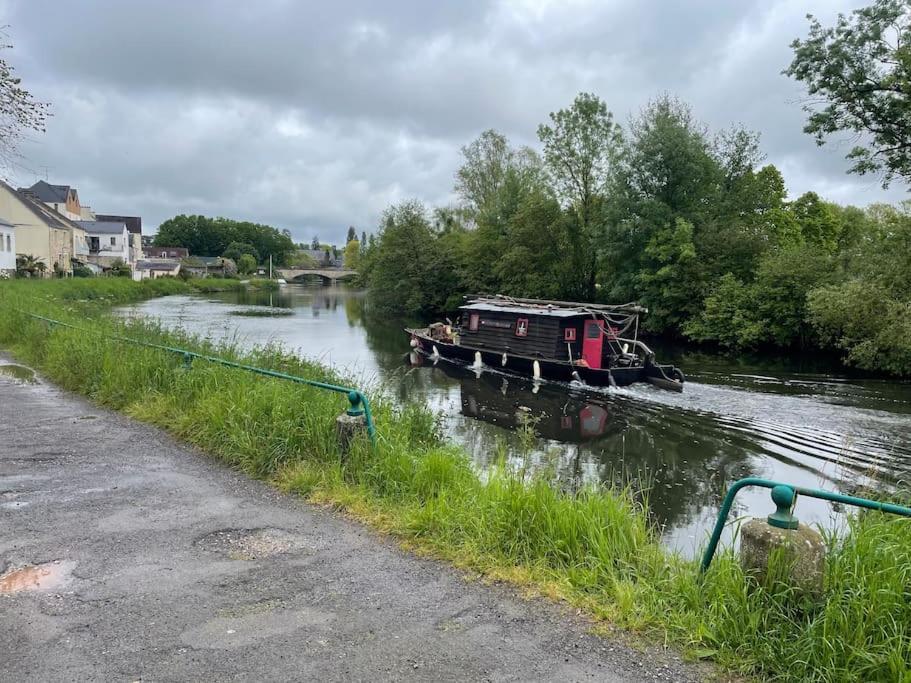 Les Berges De L'Oust Lejlighed Malestroit Eksteriør billede