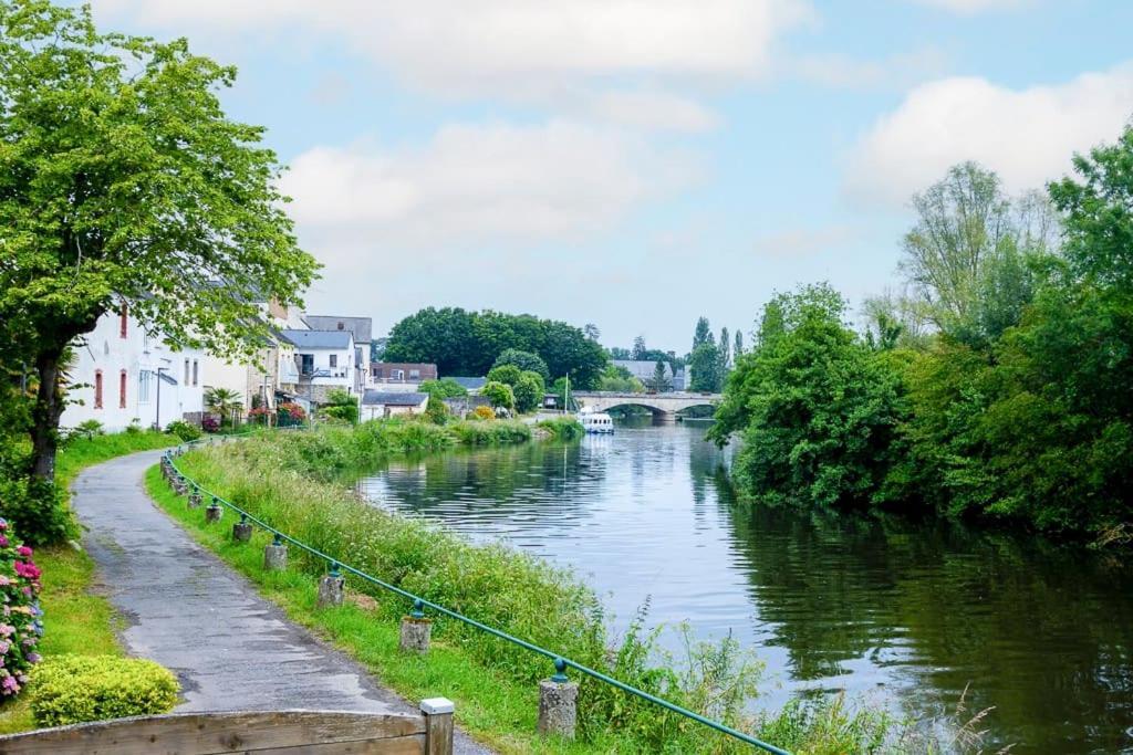 Les Berges De L'Oust Lejlighed Malestroit Eksteriør billede